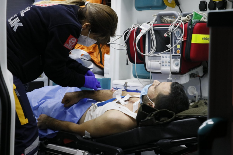 Sevgililerin tartışması bıçaklı kavgaya dönüştü